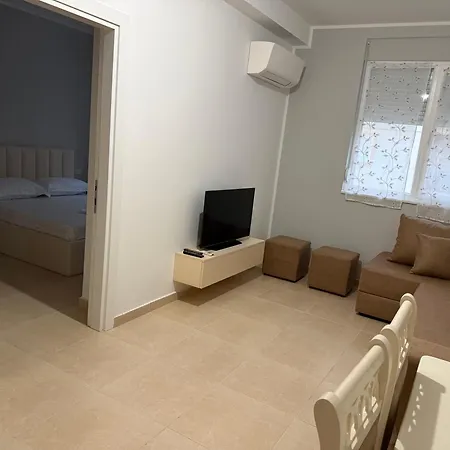 Eg 105b Apartment