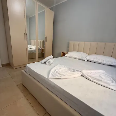 Eg 105b Apartment